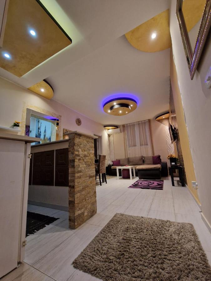 Gold Apartment เบลเกรด ภายนอก รูปภาพ