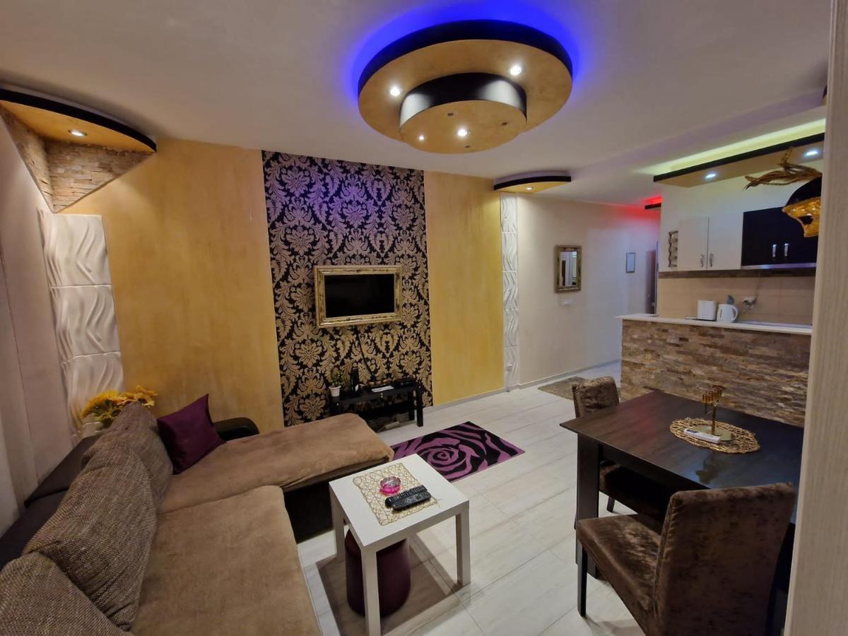 Gold Apartment เบลเกรด ภายนอก รูปภาพ