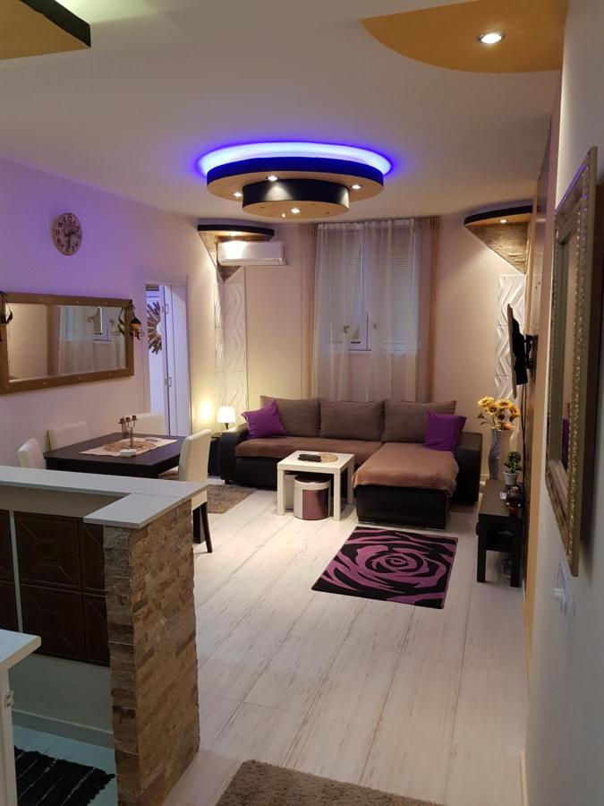 Gold Apartment เบลเกรด ภายนอก รูปภาพ